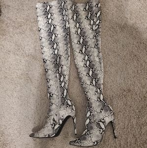 Steve Madden Dominique Over the Knee Boots